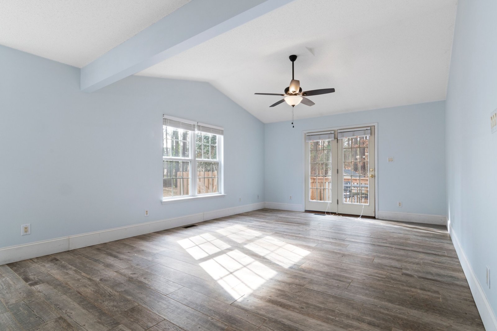 Simple Fixes for Quieting a Ceiling Fan