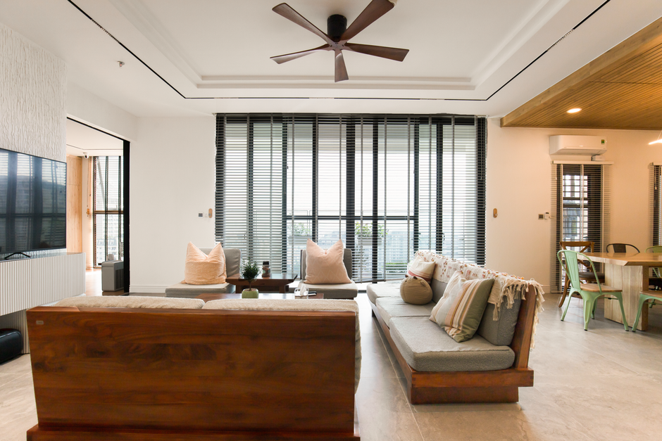 Ceiling Fan vs Standing Fan — 1. Design and Installation