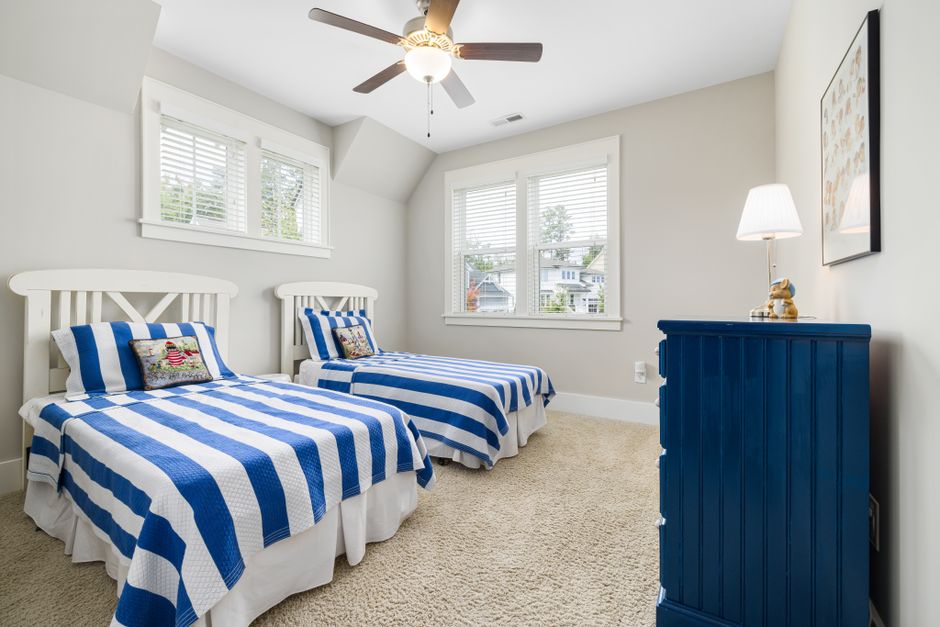 Bedroom Ceiling Fan Vs. Floor Fan: Which One to Choose? — Ceiling Fans&nbsp;