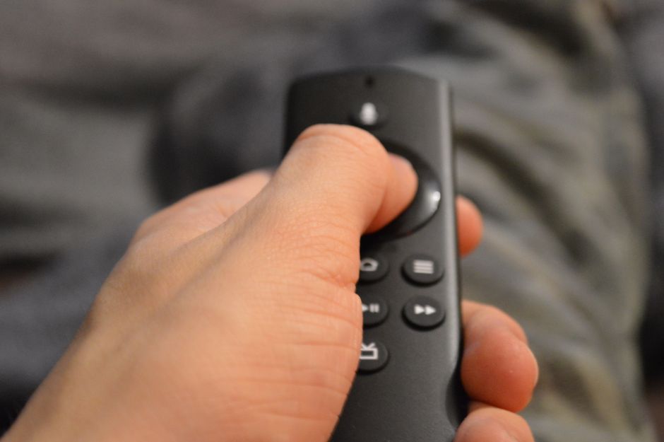 How to Use Remote Control for Smart Ceiling Fans — Benefits of Using a Smart Ceiling Fan Remote Control